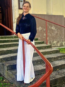 Csilla, 50 �ves t�rskeres� n�, Esztergom