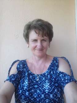 Katalin, 68 �ves t�rskeres� n�, Csongr�d