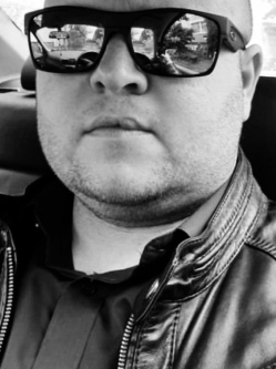 D�niel, 39 �ves t�rskeres� f�rfi, J�szber�ny