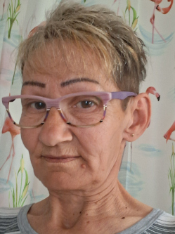 Ildi, 62 �ves t�rskeres� n�, Cegl�d