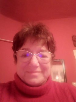 Judit, 81 �ves t�rskeres� n�, Sz�dliget