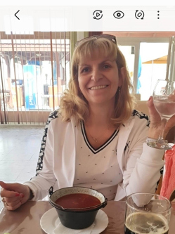 Ilona, 62 �ves t�rskeres� n�, Szeged