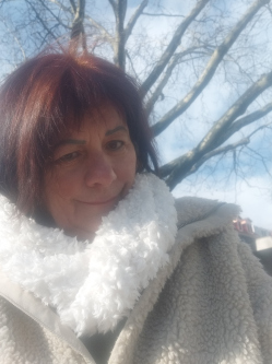 �vi, 58 �ves t�rskeres� n�, Budapest