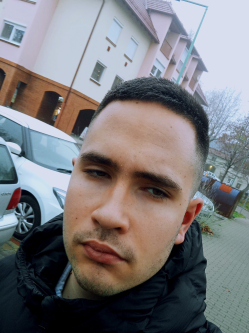 Endre, 19 �ves t�rskeres� f�rfi, Mak�