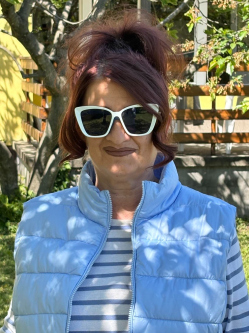 T�mea, 62 �ves t�rskeres� n�, Ajka