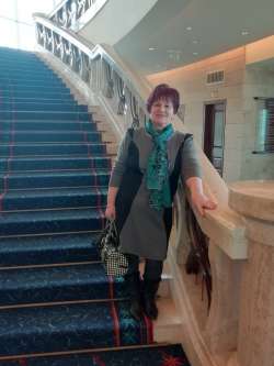Zsuzsanna, 71 �ves j�noshalmai t�rskeres� n�