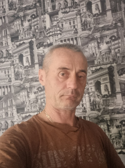Zoli, 45 �ves t�rskeres� f�rfi, Kiskunhalas