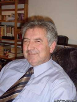 Artur, 74 �ves t�rskeres� f�rfi, Budapest