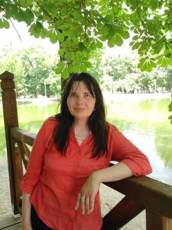 Csilla, 51 �ves t�rskeres� n�, Salg�tarj�n
