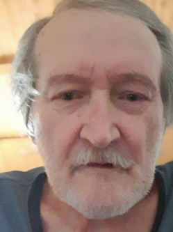 P�ter, 79 �ves t�rskeres� f�rfi, H�cs