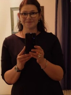 Zsuzsanna, 49 �ves t�rskeres� n�, Ny�regyh�za