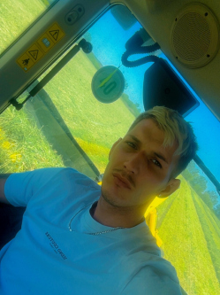 Szabolcs, 31 �ves t�rskeres� f�rfi, Encs