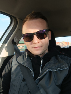 Tam�s, 39 �ves hegyk�i t�rskeres� f�rfi