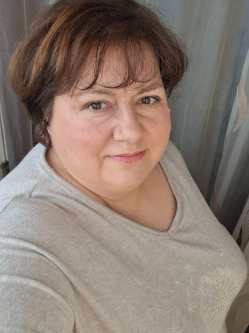 M�rti, 53 �ves t�rskeres� n�, Szombathely