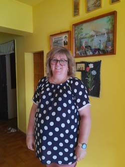 M�nika, 53 �ves t�rskeres� n�, Ajka