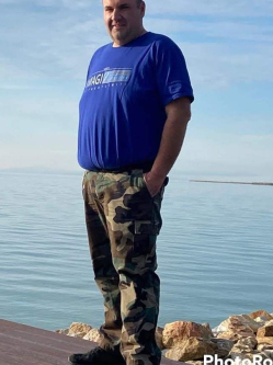 Zoli, 41 �ves t�rskeres� f�rfi, Kisk�r�s