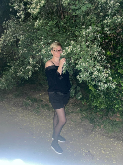 M�nika, 46 �ves t�rskeres� n�, Kaposv�r