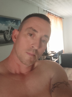 Jani, 41 éves társkereső férfi, Bekecs