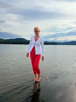 L�na, 51 �ves t�rskeres� n�, B�k�scsaba