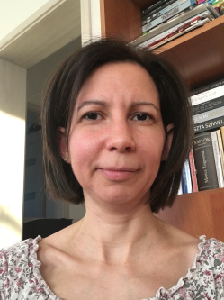Enik�, 39 �ves t�rskeres� n�, Debrecen