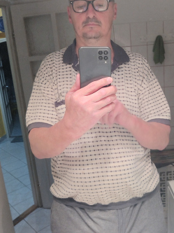 P�ter, 53 �ves t�rskeres� f�rfi, Vassz�cseny
