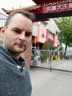 Alex, 32 �ves t�rskeres� f�rfi, Homrogd