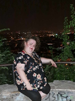 Kriszti, 34 �ves dunaharaszti t�rskeres� n�