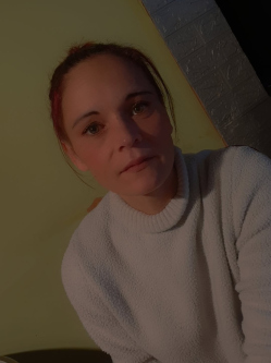 Saci, 43 �ves t�rskeres� n�, Hatvan