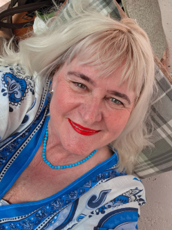 Erika, 58 �ves t�rskeres� n�, Budapest