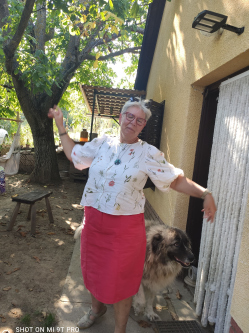 Kata, 61 �ves t�rskeres� n�, Bozsok