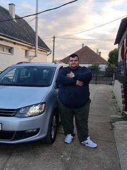 Gerg�, 32 �ves t�rskeres� f�rfi, Feh�rgyarmat