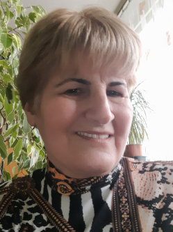 Mariann, 66 �ves t�rskeres� n�, Gy�r�jbar�t