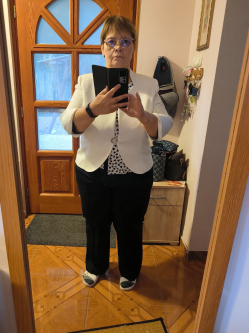 Panni, 63 �ves t�rskeres� n�, Karcag