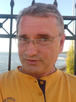 Attila, 58 �ves t�rskeres� f�rfi, Baja