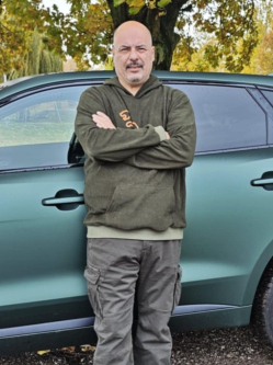 Istv�n, 54 �ves t�rskeres� f�rfi, Hatvan