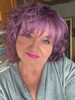 Zsu, 61 �ves t�rskeres� n�, Budapest