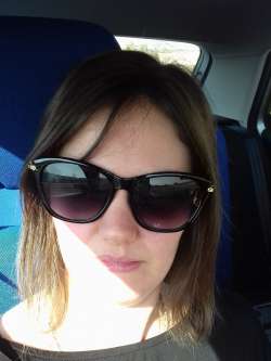 �gnes, 34 �ves gy�li t�rskeres� n�
