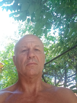 Andras, 57 �ves t�rskeres� f�rfi, Kunszentmikl�s