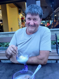 Laci, 59 �ves t�rskeres� f�rfi, Borsodiv�nka