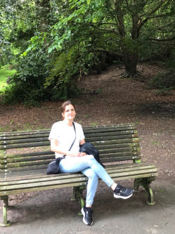 Moncsi, 49 �ves t�rskeres� n�, Merseyside