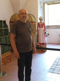 Gyuri, 75 �ves t�rskeres� f�rfi, Tata