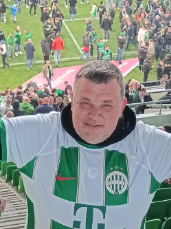 Ricsi, 47 éves társkereső férfi, Kecskés