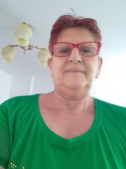 Ilona, 43 �ves t�rskeres� n�, Szombathely