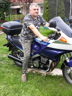 Gyuszi, 43 �ves t�rskeres� f�rfi, Gyomaendr�d
