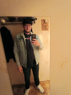 Zolt�n, 31 �ves t�rskeres� f�rfi, Mosonmagyar�v�r