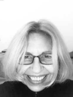 Edit, 47 �ves buda�rsi t�rskeres� n�