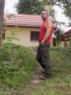 Imi, 49 �ves t�rskeres� f�rfi, Debrecen