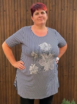 Judit, 53 �ves t�rskeres� n�, Gyula