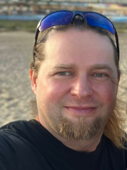 Frank, 40 éves társkereső férfi, Komárom