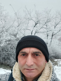 Norbert, 45 �ves t�rskeres� f�rfi, Piliscsaba